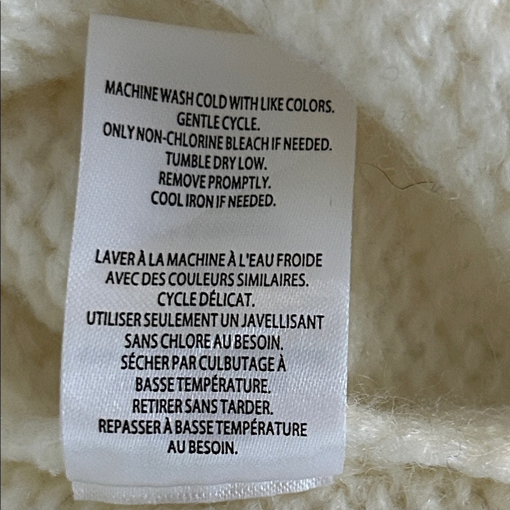 Elwood Mohair/Wool Blend Women's White Cardigan Sweater. - Picture 10 of 11
